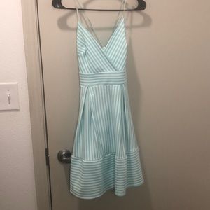 Soprano knee length dress